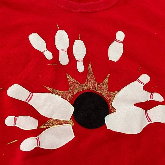 Vintage 1980s Bowling Sports Uniform 80s Bowling Gift Crewneck Sweatshirt - Picture 2 of 4